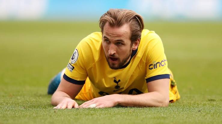 Diretoria do Tottenham veta venda de ídolo para clubes da Inglaterra