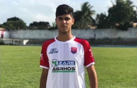 Luto! Jogador de time sergipano é morto a facadas no interior da Bahia