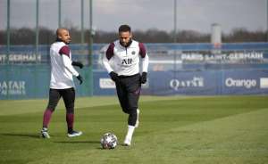 Neymar e PSG chegam próximos de acordo por renovação com bônus gigantesco