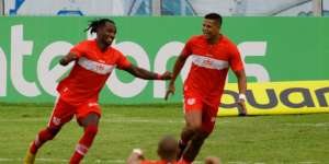 Paysandu-PA 1 x 2 CRB-AL - Papão assusta, mas Galo vence de virada e avança