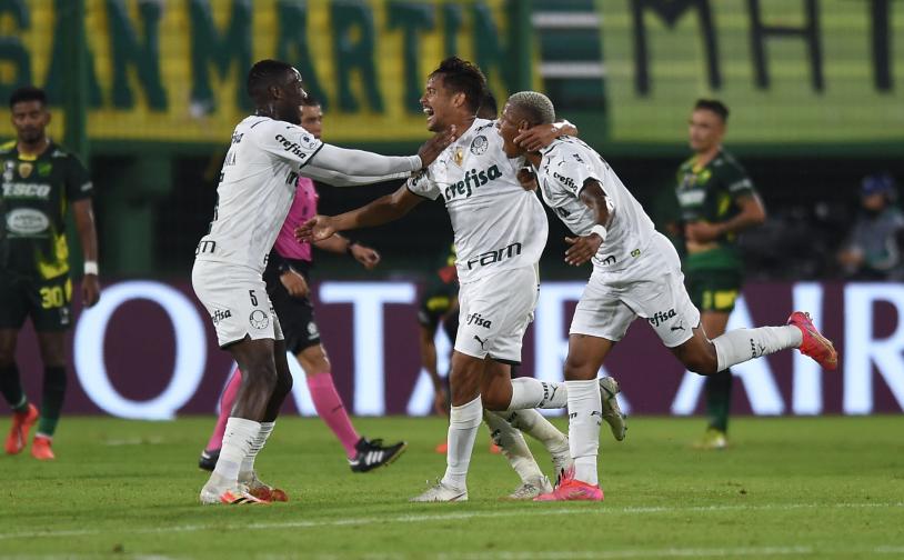Veja como apostar na Recopa Sul-Americana entre Palmeiras e Defensa y Justicia