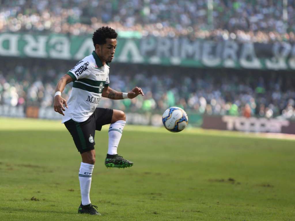 Rafinha tem contrato com o Coritiba até o fim de abril (Foto: Site Oficial do Coritiba)