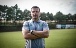 Sport tenta acerto com Umberto Louzer, da Chapecoense
