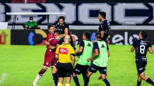 CSA-AL 1 (5) x (6) 1 Remo-PA - Leão busca empate, gabarita nos pênaltis e avança