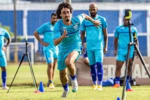 Com nome no BID, camisa 10 reforça o Avaí na Copa do Brasil