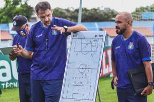 Exclusivo! Em comum acordo, São Caetano anuncia saída do técnico Wilson Júnior