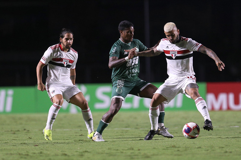 São Paulo vence Guarani em jogo da 9ª rodada do Paulistão São Paulo vence Guarani em jogo da 9ª rodada do Paulistão