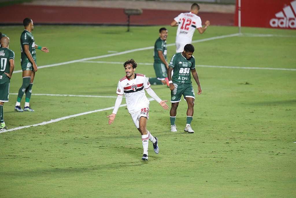 São Paulo bate Guarani e embala de vez; Botafogo-SP vence a 1ª