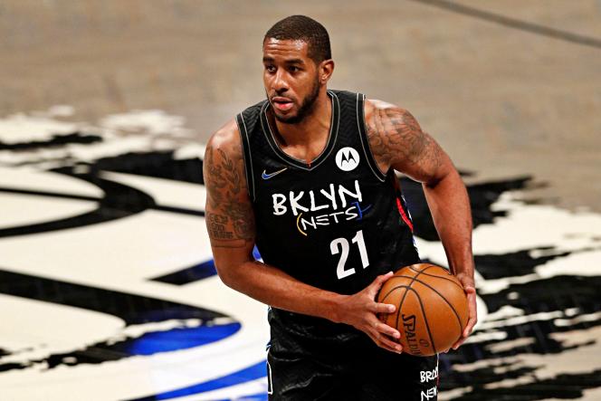 Com problema cardíaco, ala-pivô dos Nets anuncia aposentadoria na NBA