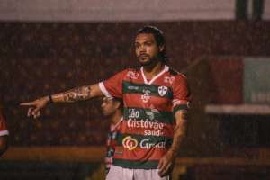 Paulista A2: Meia chega a acordo e encerra contrato com a Portuguesa