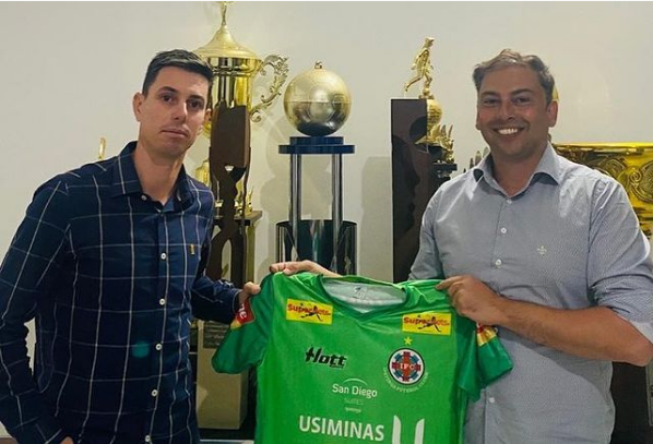 De ídolo à técnico! Ex-atacante é anunciado como comandante de time do Módulo 2 do MG