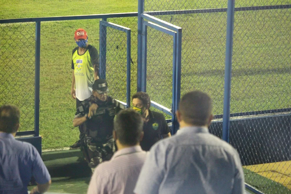 Presidente do Cuiabá é retirado do estádio após desacato à PM