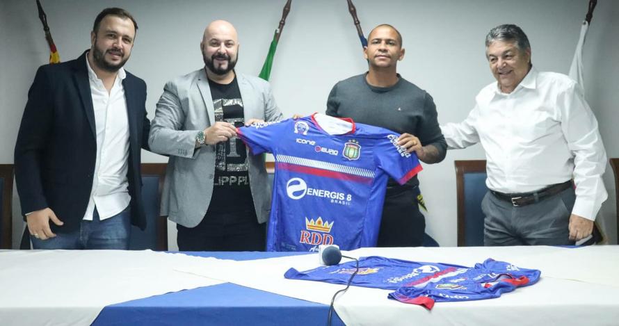 Paulistão: Novo reforço, Walter é regularizado e já pode estrear no São Caetano