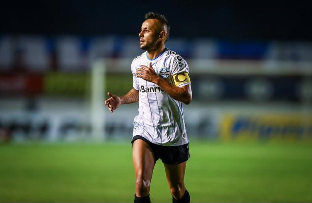 Gaúcho: Rafinha exalta domínio e comemora estreia com a camisa do Grêmio