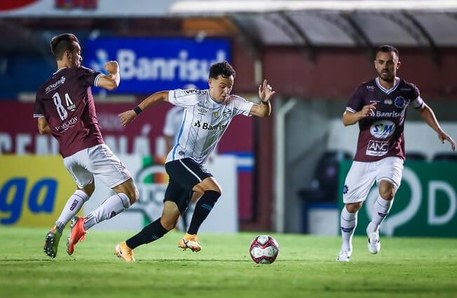 GAÚCHO: Grêmio mira classificação e São Luiz pode dormir no G4