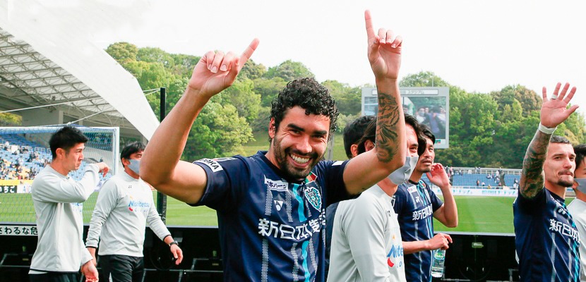 Atacante ex-Guarani marca e garante vitória do Fukuoka no Campeonato Japonês