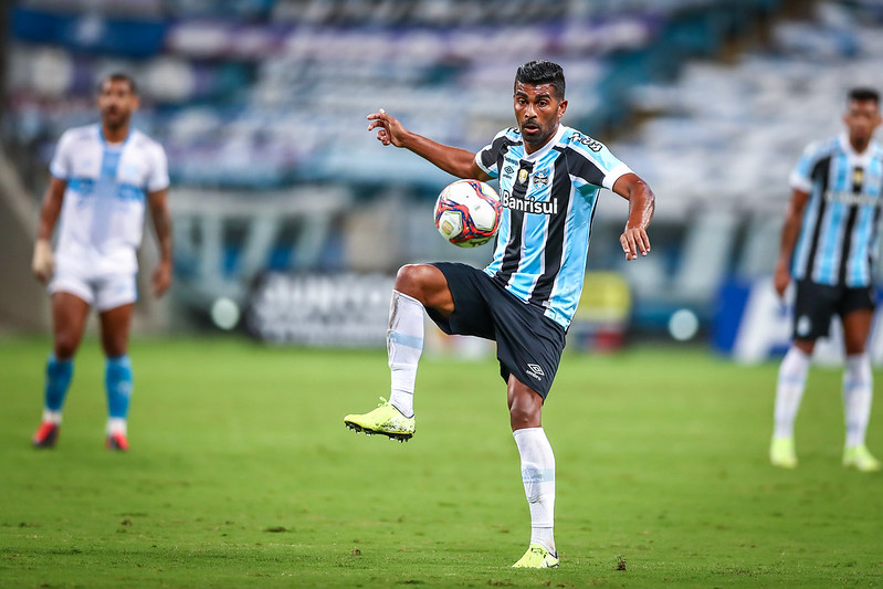 Thiago Santos avisa sobre ambição do Grêmio: “Lutaremos por coisas grandes”