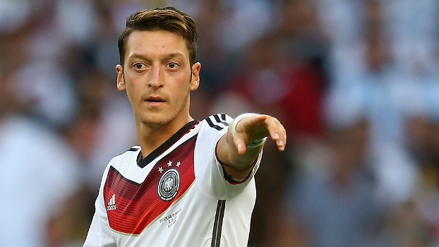 Ex-craque Arsenal, clube confirmado na SuperLiga, critica a criação da competição