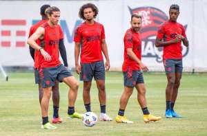 Vélez Sarsfield-ARG x Flamengo - Rubro-negro inicia luta pelo tri nesta terça-feira