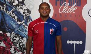 Paraná perde ex-Vasco e fica perto de anunciar volante do Atlético-MG