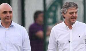 Paulo Nobre sai em defesa de Abel Ferreira e pede para Palmeiras blindar técnico