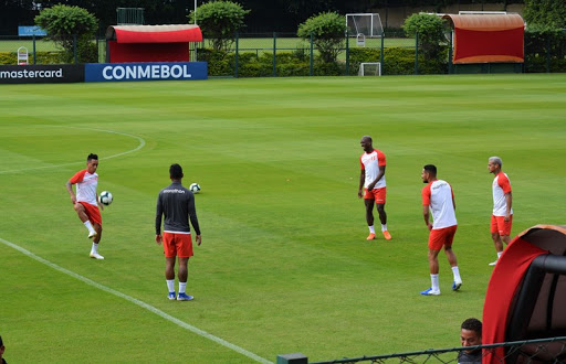 São Paulo é proibido de treinar no Peru antes de confronto com o Sporting Cristal