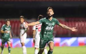 Paulistão: Atacante comemora renovação de contrato com o Guarani