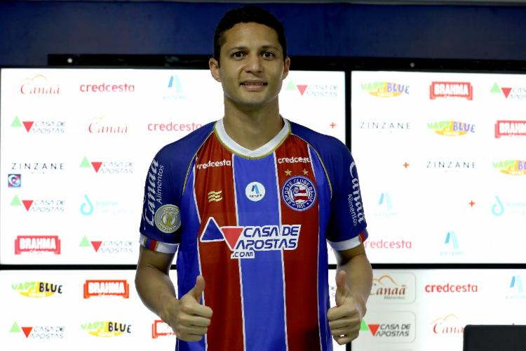 Sem espaço, time do Brasileirão negocia rescisão com zagueiro ex-São Paulo