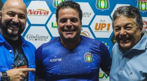 Paulinho McLaren destaca entrega do São Caetano e elogia Walter: 