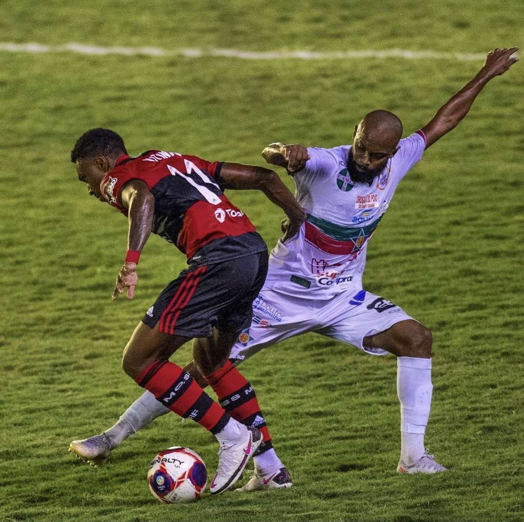 Destaque da Portuguesa-RJ pode pintar em gigante do futebol brasileiro