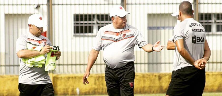 Roberto Cavalo valoriza campanha do líder do Paulista A2, mas pede atenção