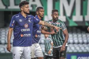PARANAENSE: Em dia de empates, Coritiba perde chance de encostar no líder