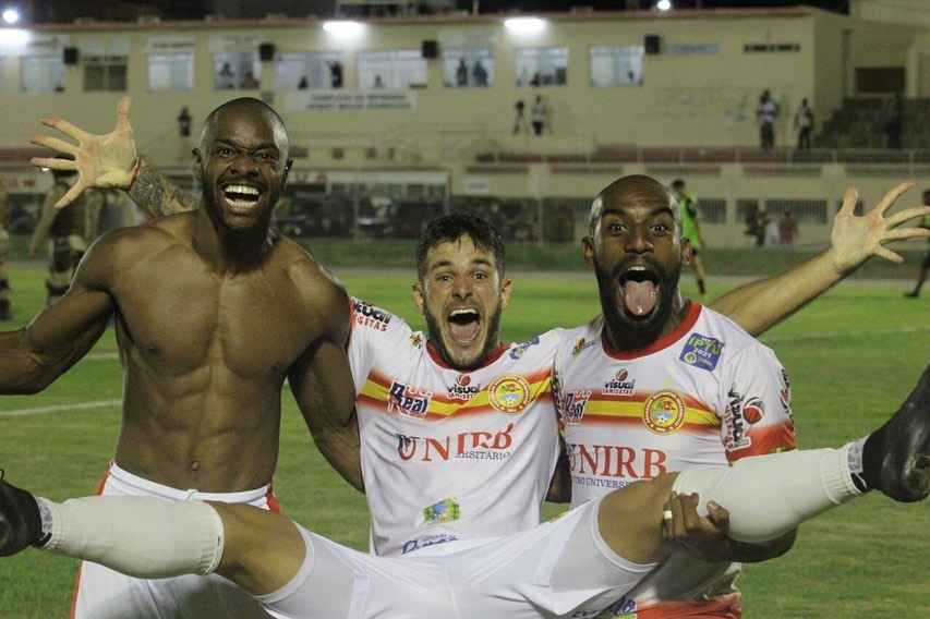 BAIANO: Vitória empata com líder Juazeirense, mas segue na vice-lanterna