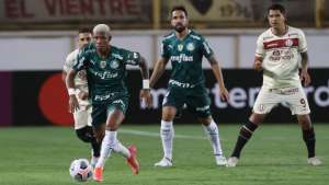 Herói do Palmeiras, Renan valoriza vitória em estreia na Libertadores