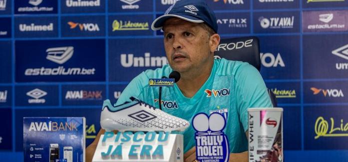Claudinei dá a receita para Avaí avançar contra time de Paulo Baier no Catarinense