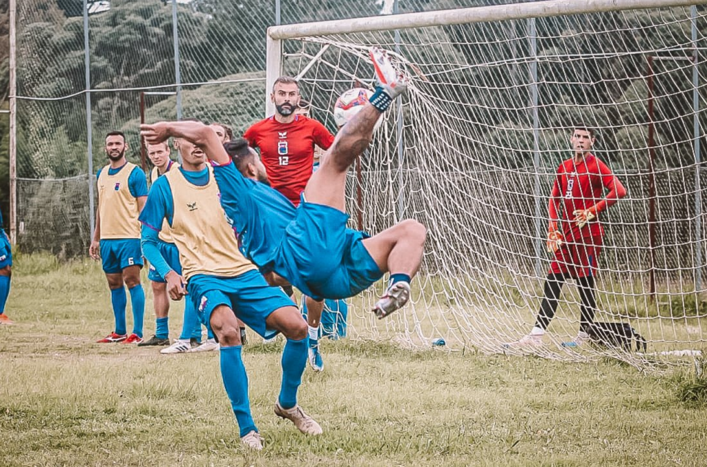 Paraná clube pede ajuda financeira de torcida para pagar contas