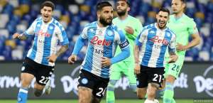 ITALIANO: Atalanta só empata em Roma e Napoli goleia a Lazio