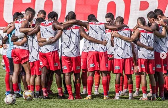 Clube piauiense registra mais dois casos e chega a três jogadores com Covid-19