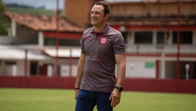 Alagoano: Após perder Mozart, CSA pode “roubar” técnico da Série C