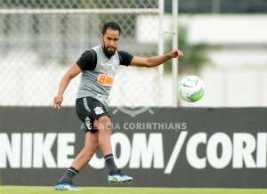 Corinthians empresta atacante para rival do Brasileirão