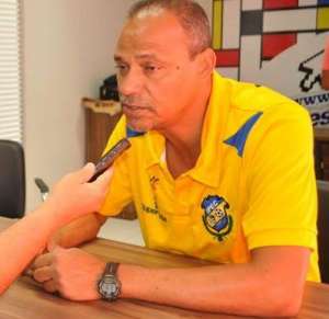 Goiano: Técnico livra Iporá-GO do rebaixamento e chega às quartas