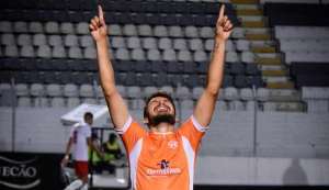 Atibaia x Sertãozinho - Embalado, Falcão quer colar nos líderes