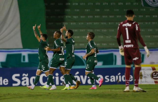 Andrigo comemora gol pelo Guarani nesta sexta-feira - Thomaz Marostegan/Guarani FC
