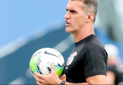 Sérgio Carvalho: Corinthians não tem técnico, nem time. E nem dinheiro em caixa