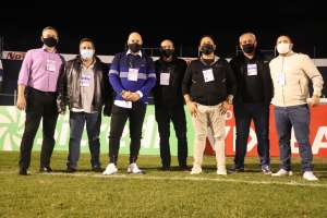 São Caetano quita salários, jogadores confirmam prometem lutar até o fim no Paulistão