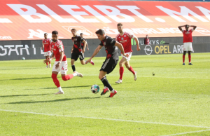 ALEMÃO: Na volta de Lewandowski, Bayern é superado pelo Mainz e adia conquista