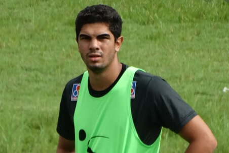 Alagoano: CRB anuncia dupla de zaga que estava no futebol goiano