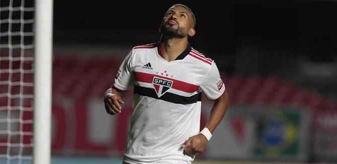 João Rojas marcou de novo pro São Paulo