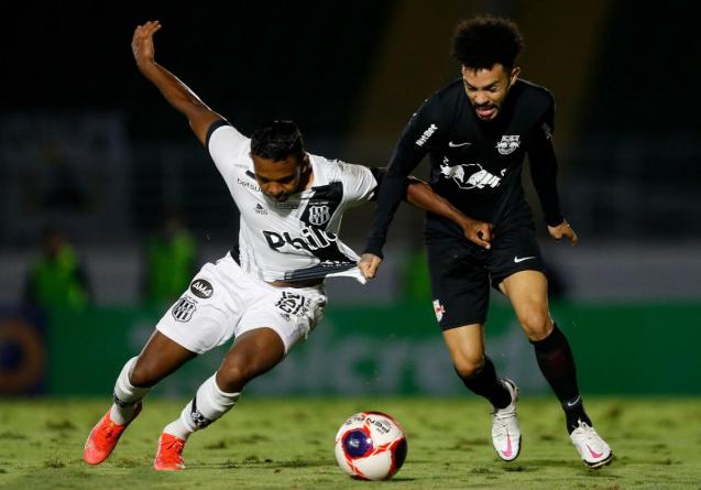 Ponte Preta, em alta, Braga em cima