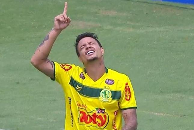 Fabrício marcou primeiro gol do Mirassol